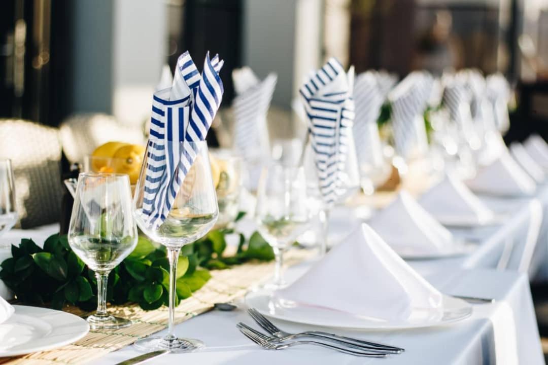 Blue Whale Hotels Walvisbaai Buitenkant foto